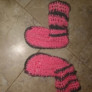Newly made crocheted fall summer girls sweater boots